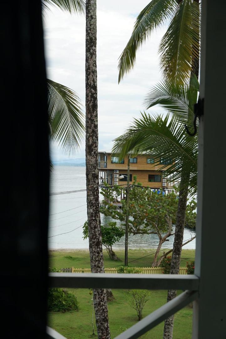 Hotel Tierra Verde Bed And Breakfast Bocas del Toro Exterior photo