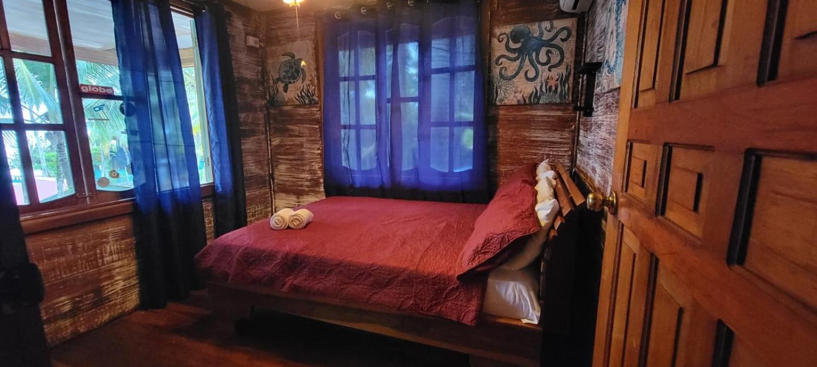 Hotel Tierra Verde Bed And Breakfast Bocas del Toro Exterior photo